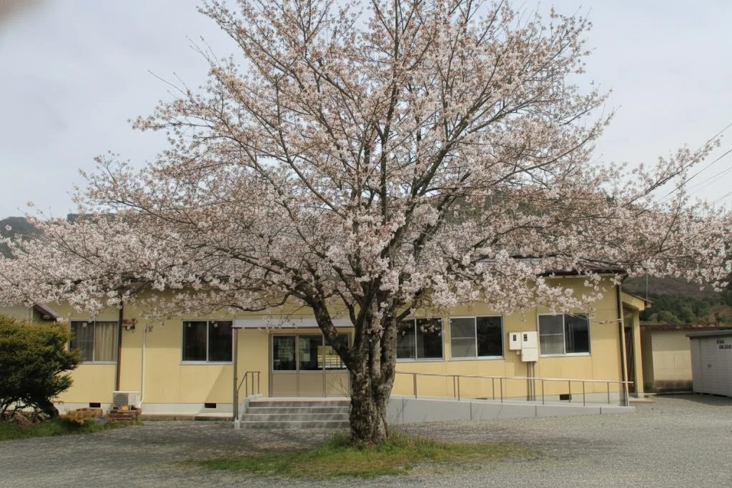 オーガニックスクール日誌「旭町自治会”楽々体操”サークル参加中(^^♪」